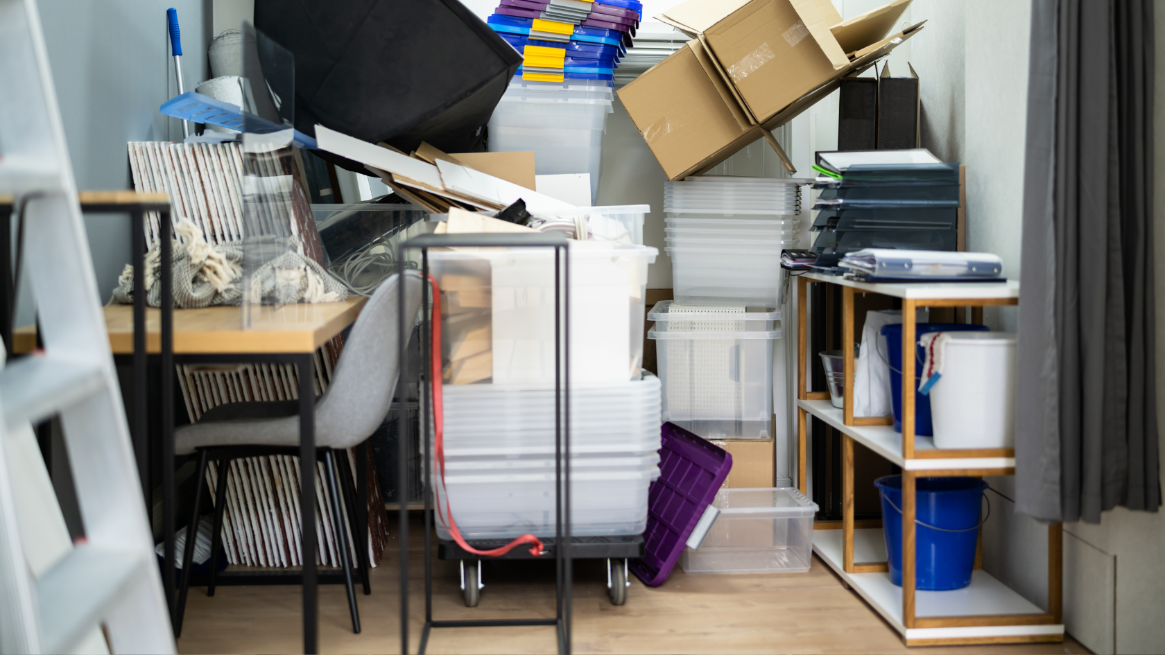 A room filled with lots of clutter and boxes